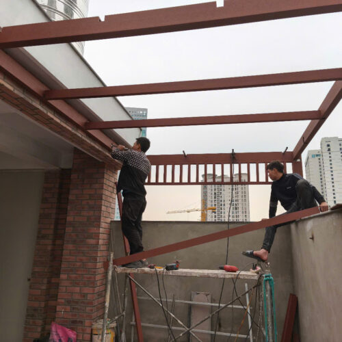 Giàn hoa gỗ nhựa ngoài trời 01