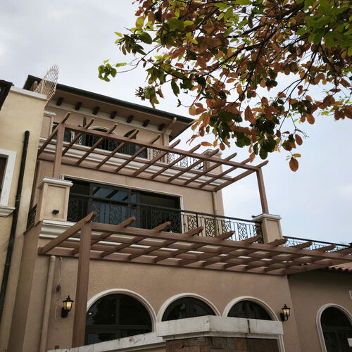 Giàn hoa gỗ nhựa ngoài trời 02