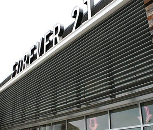 Lam nhôm chắn nắng Aerobrise Sun Louver (nhà sản xuất Austrong)