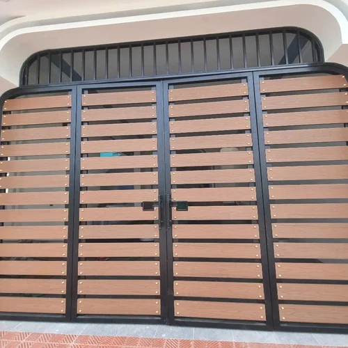 Thi công cổng gỗ nhựa ngoài trời Thanh Liêm - Hà Nam