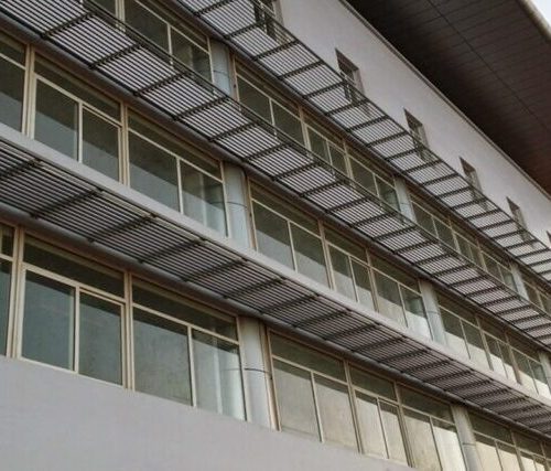Lam nhôm chắn nắng 85R Sun Louver (nhà sản xuất Austrong)